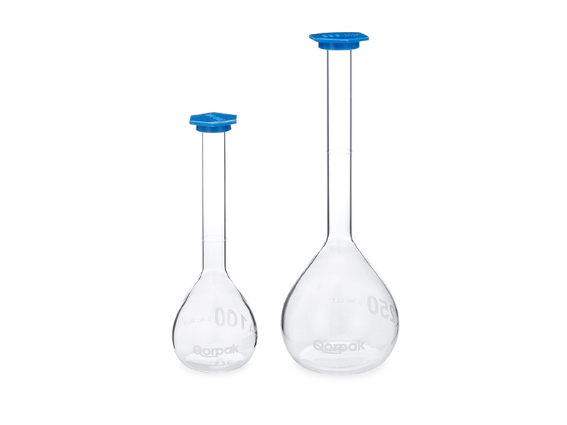 Qorpak® Class A Snap Cap Volumetric Flask