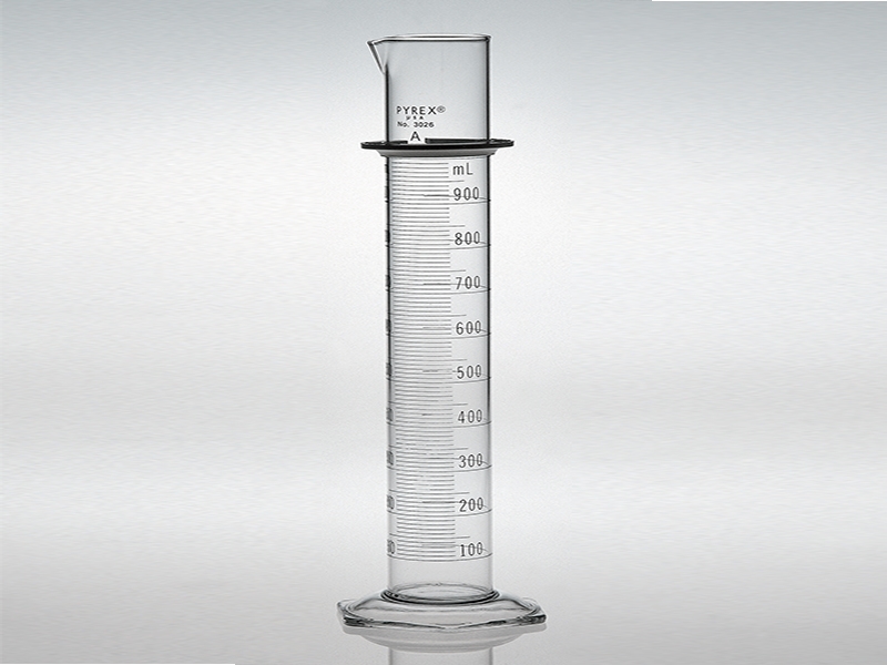 PYREX® Blue Double Metric Scale, Class A Graduated Cylinders